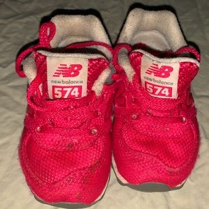 Toddler Girls New Balance 574 sneakers size 4